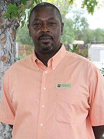 Steve Luster